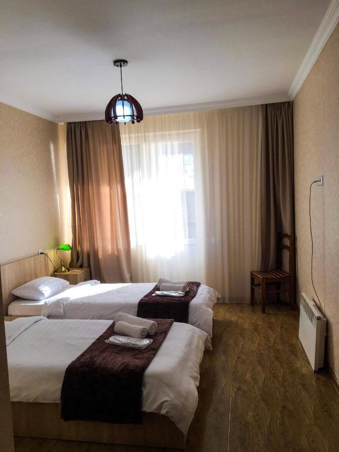 Family Hotel Kala Mestia Exterior photo